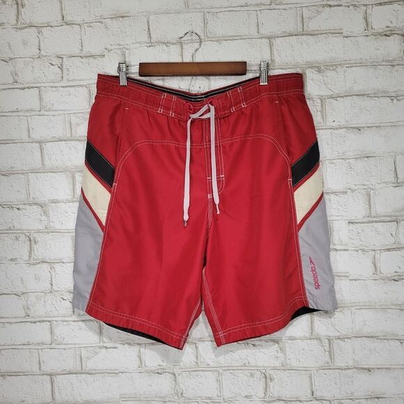 Speedo red swim trunks - Picture 5 of 12